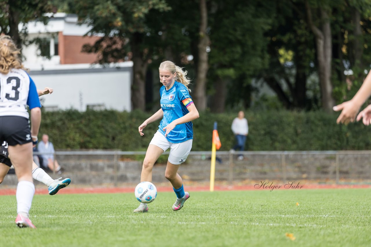 Bild 123 - wBJ VfL Pinneberg - Germania Schnelsen : Ergebnis: 15:1